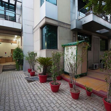 Imperial Apartment Fortis Gurgaon Extérieur photo